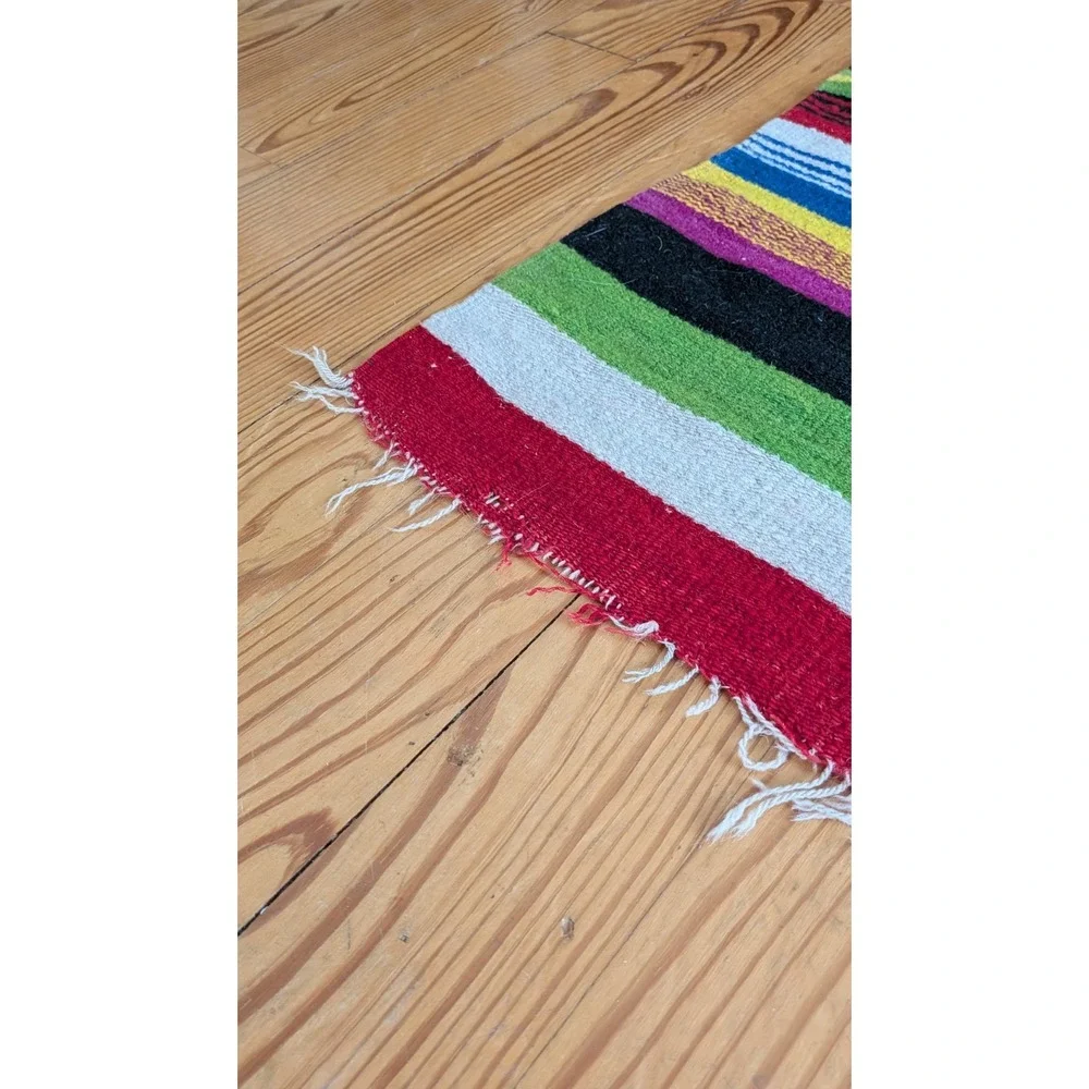 Vintage Mexican Flat Weave Rug/Wall Art Aztec Cabin Cottage Vacation Home